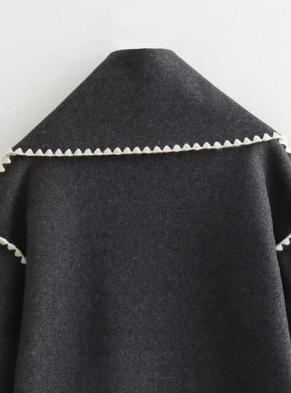 Mantel mit Kontrast-Details und Schalkragen