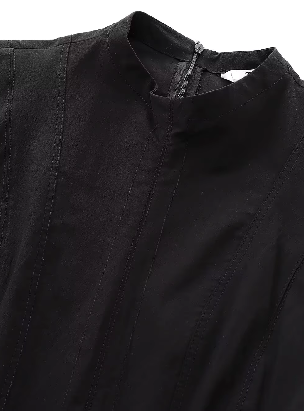 Ärmelloses A-Linien-Kleid mit Plissee-Details
